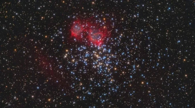 Cụm sao Messier 37, nơi chứa một tinh vân hành tinh thú vị