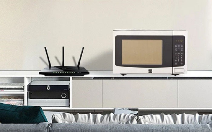 bo-phap-wifi-1 Lò vi sóng cũng nằm trong danh sách bởi đây là thiết bị có thể gây nhiễu sóng Wifi.