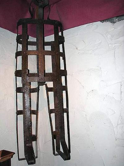Quan tài sắt Quan tài sắt