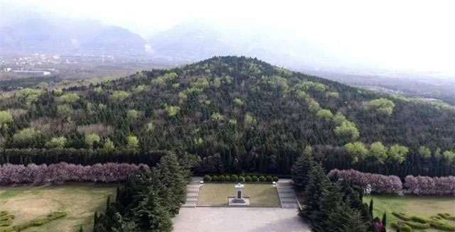 lang-mo-tan-thuy-hoang-1 Lăng mộ Tần Thủy Hoàng