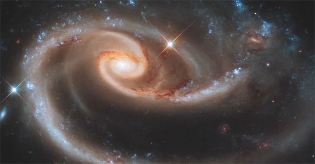 NASA cảnh báo: “Có điều gì đó kỳ lạ đang xảy ra với vũ trụ của chúng ta”