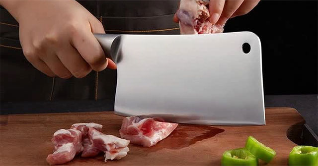 “Đúng nhận sai cấm cãi”: Có đến 90% người dùng không thực sự biết “lỗ tròn trên thân dao” dùng để làm gì
